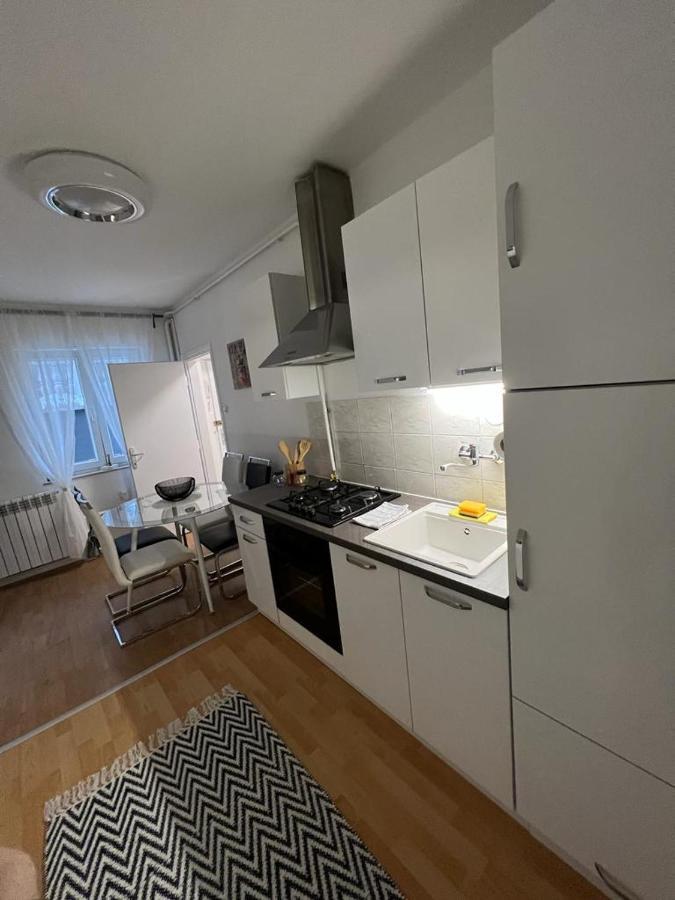 Apartment Lara